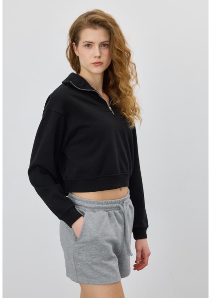 Kadın Siyah Renk Yarım Fermuarlı Sweatshirt fırsatları