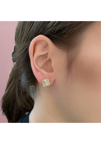 Gümüş Yonca Küpe Kalemli