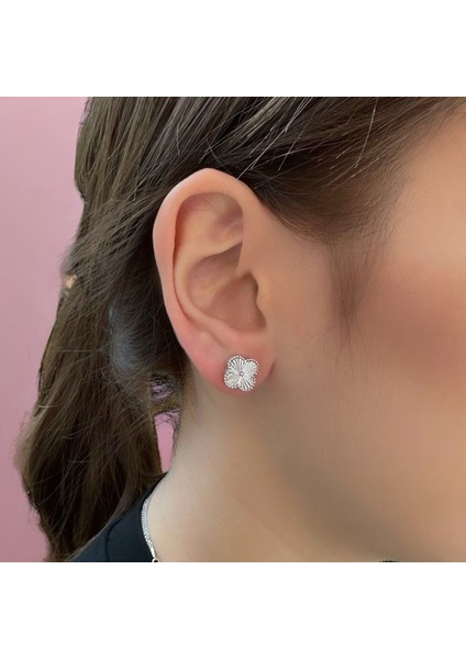 Gümüş Yonca Küpe Kalemli