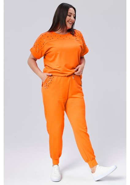 Kadın Büyük Beden Taş ve Boncuk Detaylı Kısa Kollu Yazlık Turuncu Eşofman Takımı modelleri