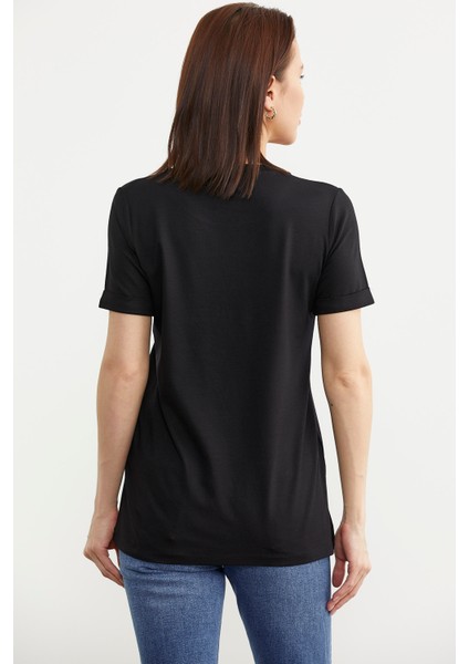 Varak Baskılı Dökümlü Tişört - Siyah fırsatları