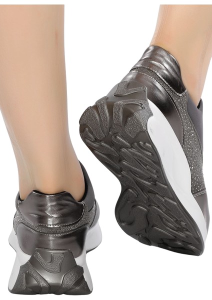 Hafif Ve Rahat Tabanlı Günlük Şık Ve Spor Kadın Slip-On Ayakkabı Taş Detaylı Fv1490Fv