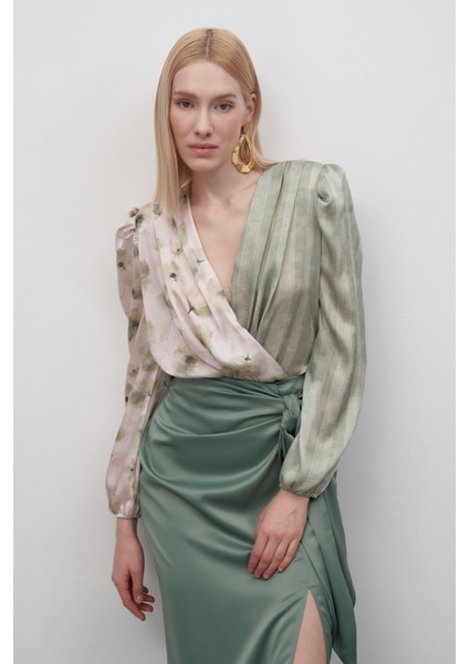 Çift Desenli Kruvaze Bodysuit Bluz - Çağla Yeşili fiyatları