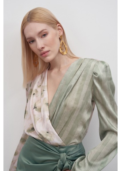Çift Desenli Kruvaze Bodysuit Bluz - Çağla Yeşili modelleri