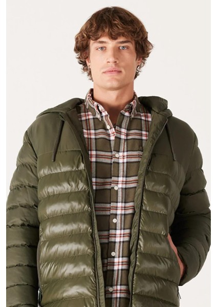 W232008801 Haki Kapüşonlu Erkek Şişme Mont fiyatları