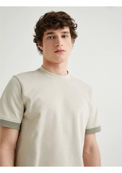 Bisiklet Yaka Tişört Kumaş Detaylı Kısa Kollu fiyatları