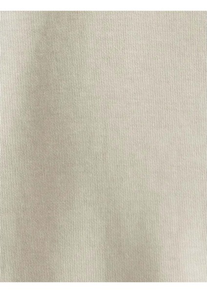 Bisiklet Yaka Tişört Kumaş Detaylı Kısa Kollu indirimleri