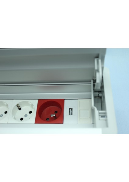 Masa Üstü USB Şarjlı Data Prizi 10.1100/16