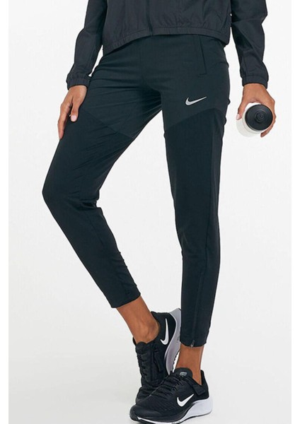 Dri-Fit Essential Running Siyah Bilek Üstü Kadın Eşofman Altı