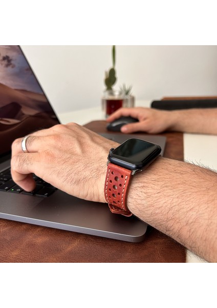 Apple Watch Uyumlu Deri Kordon Ultra Kırmızı Hakiki Deri saat kordonu delikli modelleri