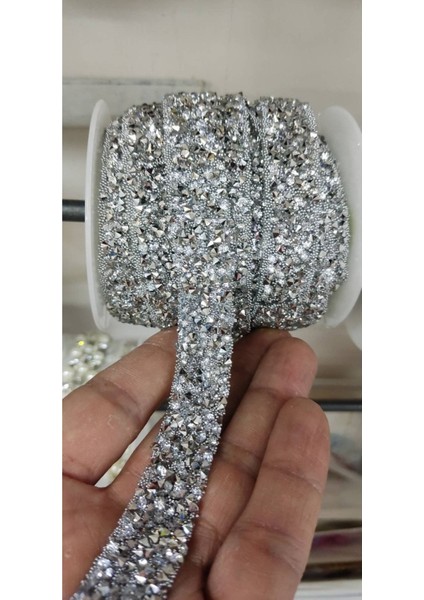 Ütü ile Yapıştırma Taşlı Şerit,süsleme Hobi (Gümüş)