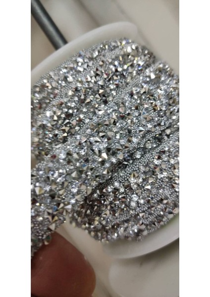 Ütü ile Yapıştırma Taşlı Şerit,süsleme Hobi (Gümüş) fiyatları