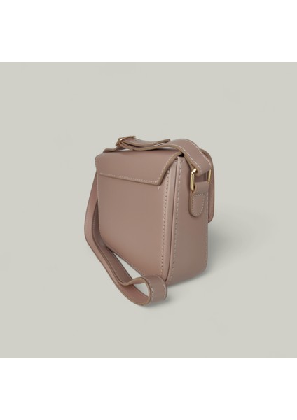 Pembe, Kadın, Özel Klipsli Gold Tokalı, Ayarlanabilir Uzun Askılı, Çapraz Omuz Çantası modelleri