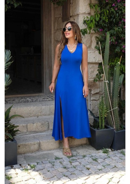 Kadın Kalın Askılı V Yaka Yırtmaç Detay Viskon Elbise modelleri