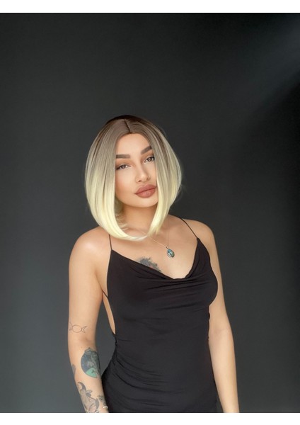 Perçemsiz Bob Kesim Tepe Kısmı Cilt Görünümlü Medikal Peruk Kumral Ombreli fırsatları