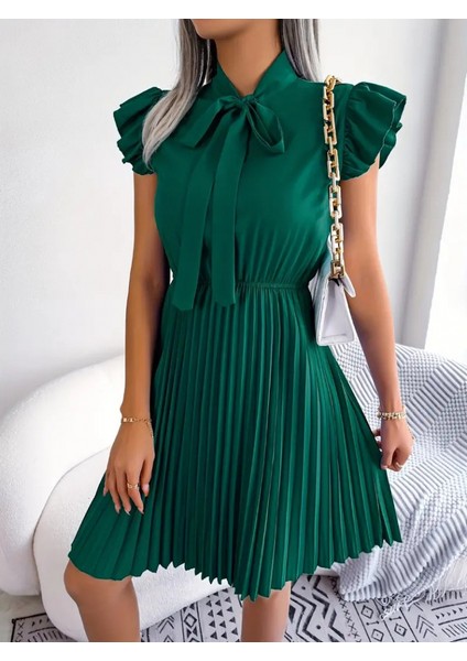 Kadın Kısa Kollu Boyundan Bağcıklı Eteği Pileli Ithal Krep Elbise fırsatları