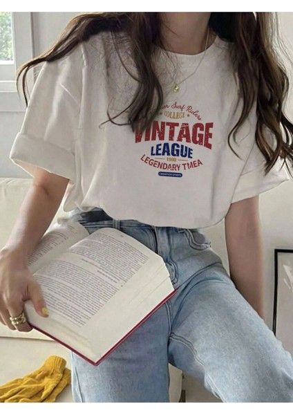 Kadın Beyaz Vintage Leage 1990 Baskı Oversize Tişört