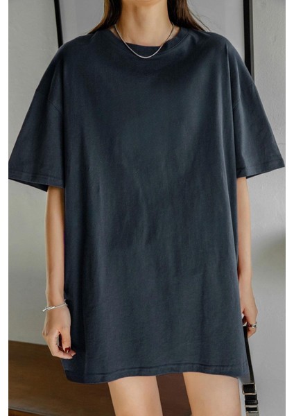 Kadın Lacivert Basic Düz Baskısız Oversize Salas T-Shirt fiyatları