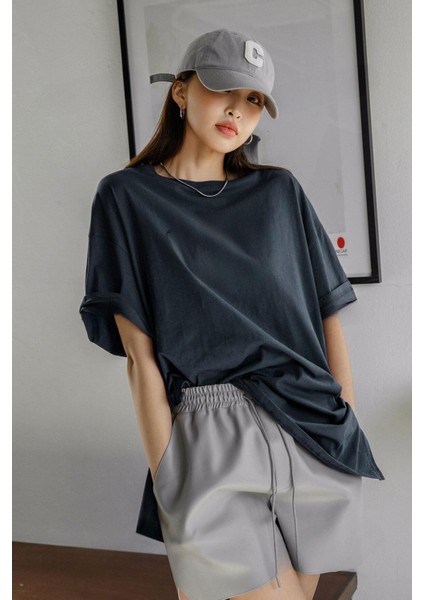Kadın Lacivert Basic Düz Baskısız Oversize Salas T-Shirt modelleri