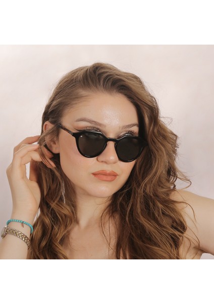 Charlotte -Black -Demi- Cam Yeşil Güneş Gözlüğü modelleri