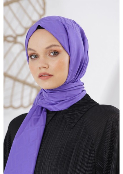 Scarf Floş Jakar Serisi Logo Desen Şal