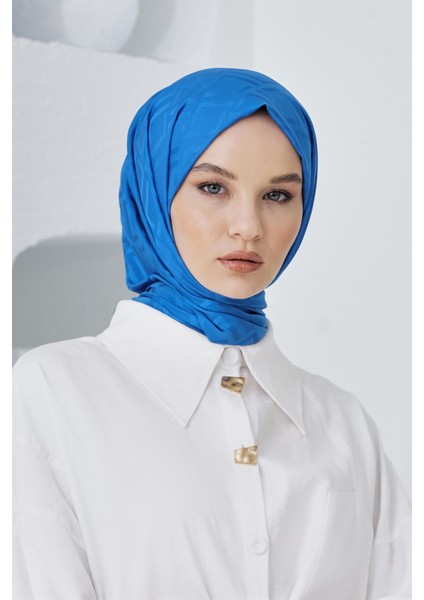 Scarf Floş Jakar Serisi Logo Desen Şal