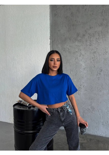 Kadın Saks Mavisi Ultra Yumuşak Dokunuş: Modal Crop Top Serisi Kadın Tişört Lorins Moda modelleri