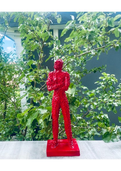 Kırmızı Mozaikküp Adam Heykel