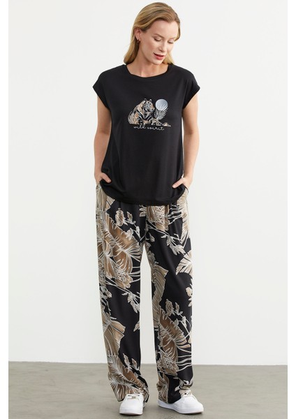 Düşük Kol Baskılı Viskon Tişört - Siyah fiyatları