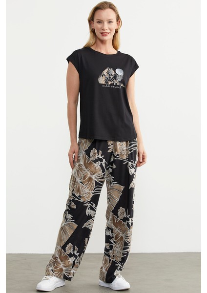 Düşük Kol Baskılı Viskon Tişört - Siyah fırsatları