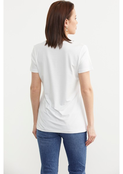 V Yaka Dökümlü Basic Tişört - Ekru fırsatları