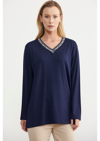 Yaka Detaylı Uzun Kol Tişört - Lacivert fiyatları