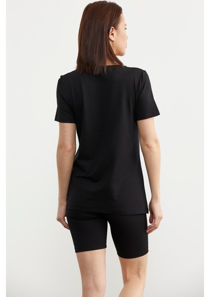 Taş Detaylı Dökümlü Penye Tişört - Siyah fırsatları