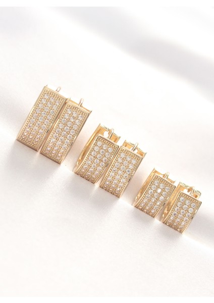 Pirinç Taşlı Gold Renk Oval Çoklu Küpe