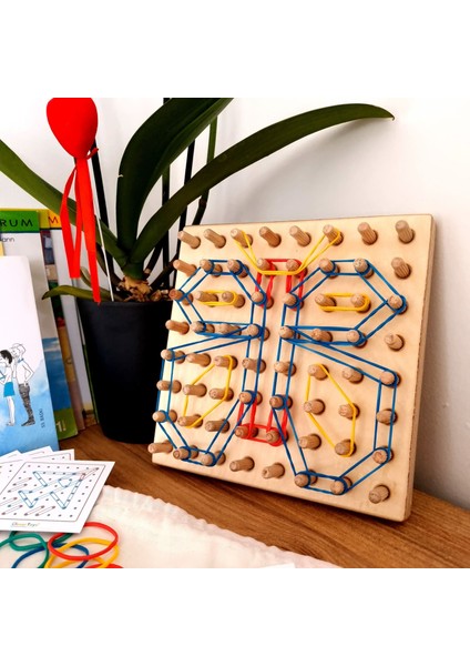 Ahşap Montessori Geometri Tahtası - Lastik Geçirme Eğitici Yak Çıkar Oyuncak- Geoboard