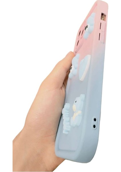 Cover Center Iphone 15 Pro Uyumlu 3D Ayıcık Figürlü Kamera Korumalı Kabartmalı Yumuşak Silikon Kilif