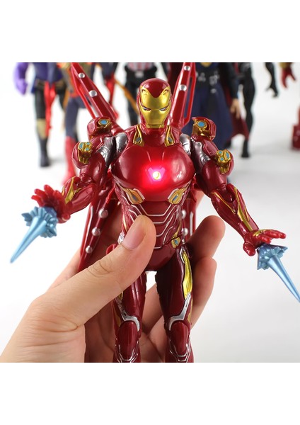 Marvel Avengers Iron Man Demir Adam Mark MK50 Metal Görünümlü Işıklı Karakter Figür Oyuncak 17 Cm.