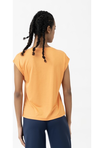 Unıted Colors Of Benetton Kadın Tshirt BNT-W20979 fırsatları