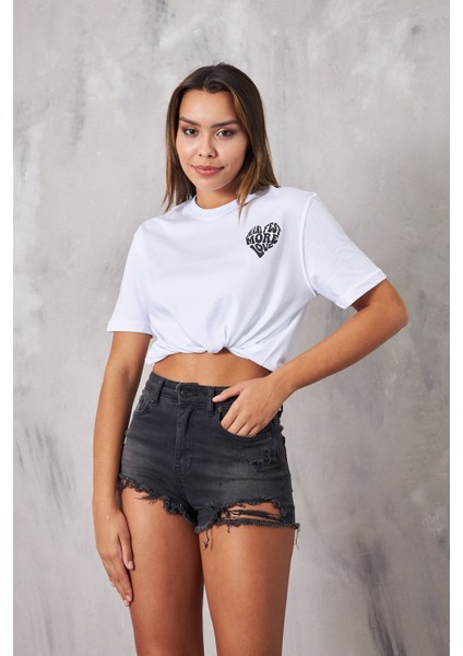 The Champ Manifest More Love Yazılı Kalp Tasarım Baskılı Oversize Beyaz Kadın T-Shirt