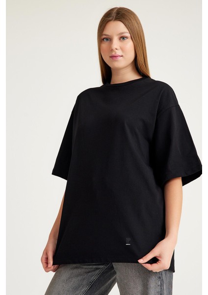 2096_KISA Kollu Oversize Basic T-Shirt