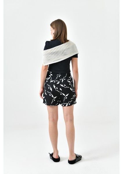 Siyah Beli Lastikli Önü Parçalı Dokuma Şort indirimleri
