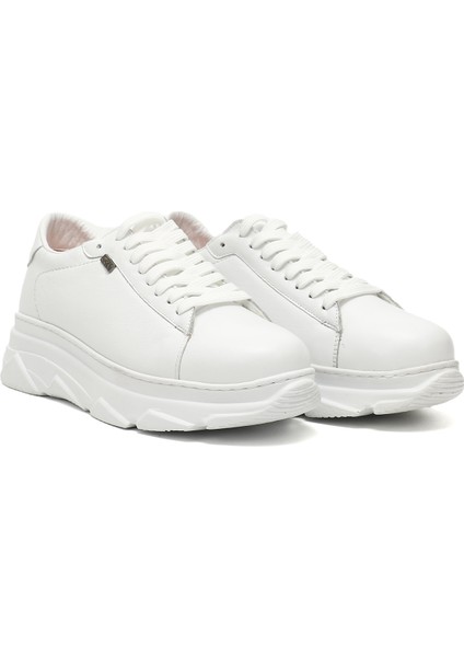 Kadın Beyaz Bağcıklı Dolgu Taban Hakiki Deri Sneaker modelleri