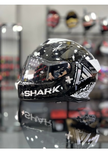 Skwal I3 Hellcat Parlak Siyah Beyaz Şeffaf Vizörlü indirimleri