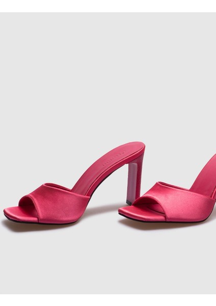 Pembe Saten Kadın Topuklu Terlik indirimleri