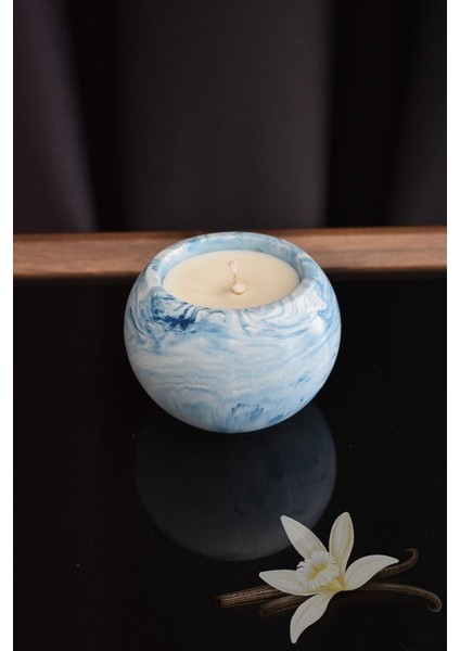 Yuvarlak Mavi Beton Saksılı Mum 170 ml Vanilya Kokulu Beyaz Renkli-Soya Wax