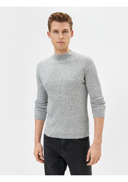 Yarım Balıkçı Yaka Kazak Slim Fit Triko Uzun Kollu