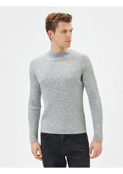 Yarım Balıkçı Yaka Kazak Slim Fit Triko Uzun Kollu modelleri