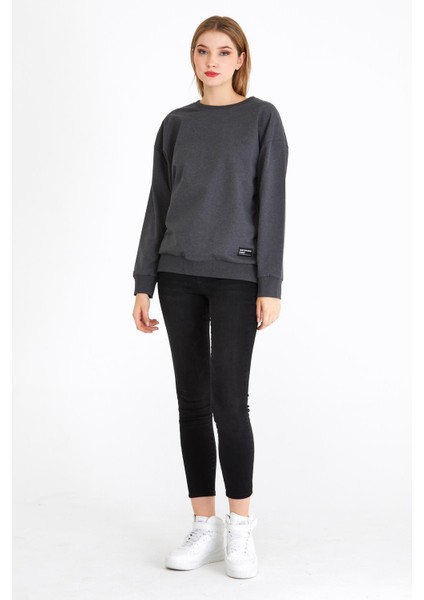 Kadın Antrasit Basic Bisiklet Yaka Regular Fit Rahat Sweatshirt fırsatları