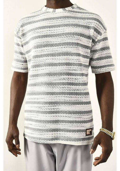 Gri Çizgili Oversize T-Shirt fırsatları