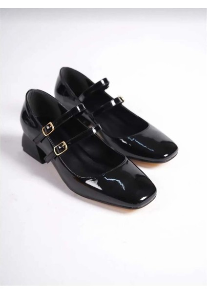 Killa Marjinal Küt Burunlu Bantlı Blok Kadın Topuklu Ayakkabı - Siyah Rugan - 38 modelleri